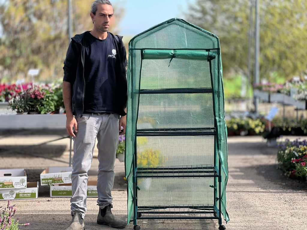 חממה ביתית על גלגלים